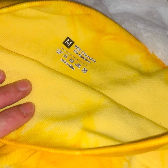 ✨✨2 FOR 15$✨✨Yellow Ty-Die legging - Picture 3 of 3